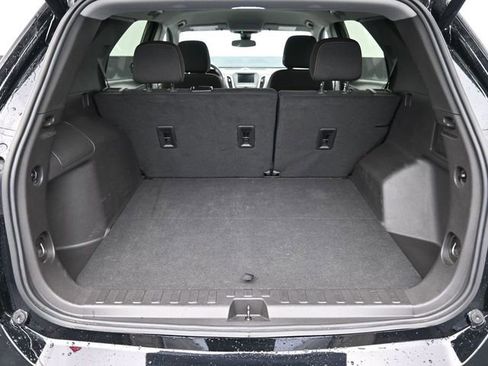 Used 2024 Chevrolet Equinox LT image 29