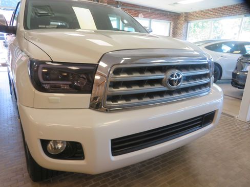 Used 2012 Toyota Sequoia Platinum AWD/4WD image 64