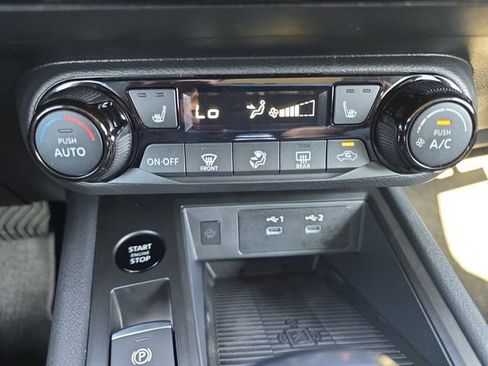 New 2026 Nissan Kicks SV image 4