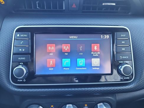 Used 2023 Nissan Kicks S image 27