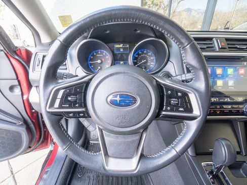 Used 2018 Subaru Outback 2.5i Limited image 12
