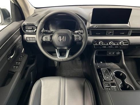 New 2026 Honda Pilot Touring image 26