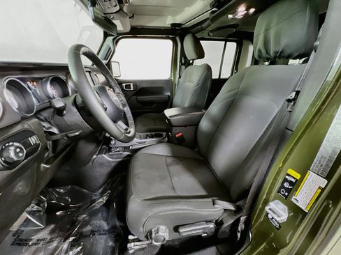 Used 2023 Jeep Gladiator Sport image 21