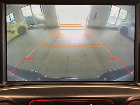 Used 2015 GMC Sierra 1500 SLE w/ SLE Value Package image 17