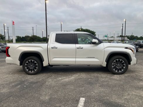 Used 2023 Toyota Tundra Limited w/ Power Package RWD image 4