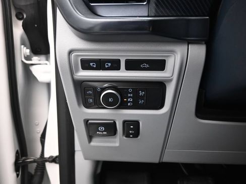 Certified 2022 Ford F150 Limited AWD/4WD image 13