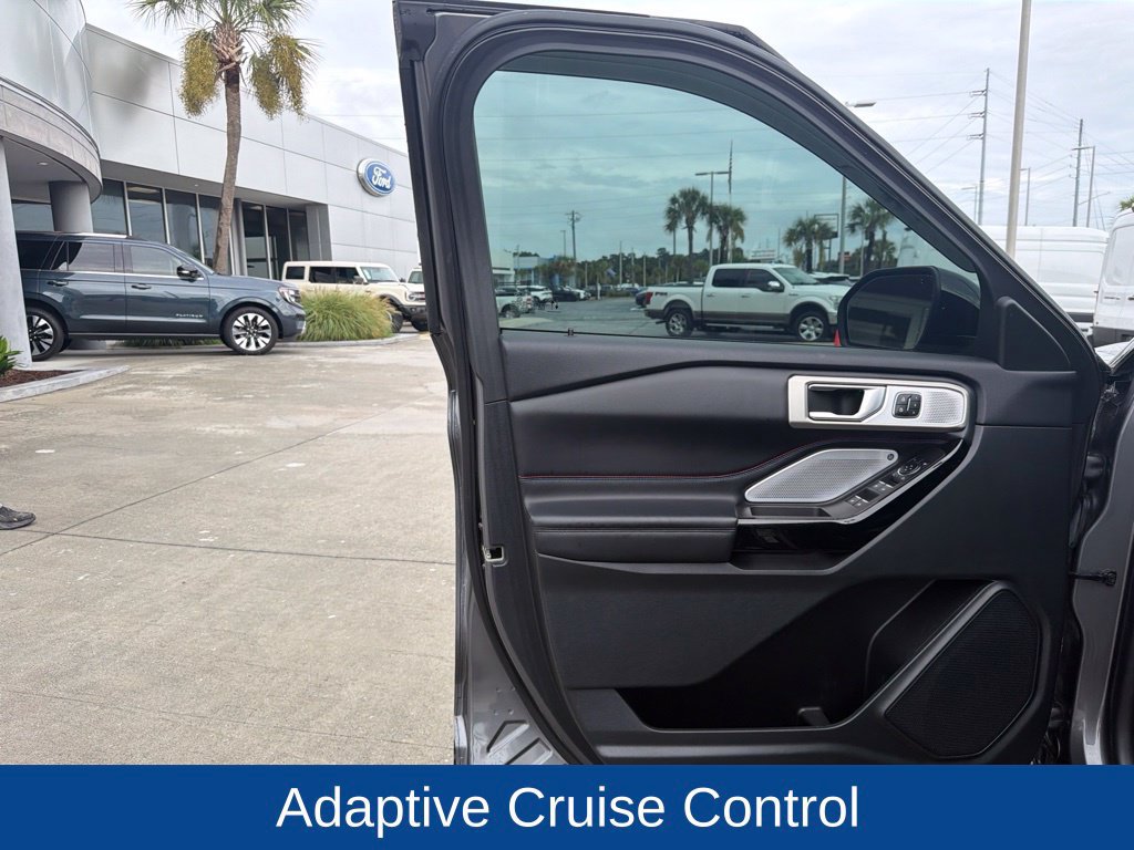 Used 2023 Ford Explorer ST w/ Equipment Group 401A AWD/4WD image 8
