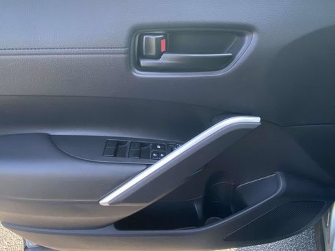 Used 2025 Toyota Corolla Cross AWD Hybrid image 18
