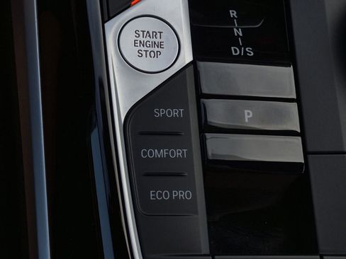 Certified 2024 BMW 230i Coupe w/ Premium Package RWD image 32