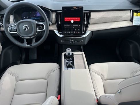 New 2026 Volvo XC90 B6 Plus image 12