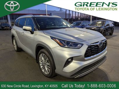 Used 2024 Toyota Highlander Platinum