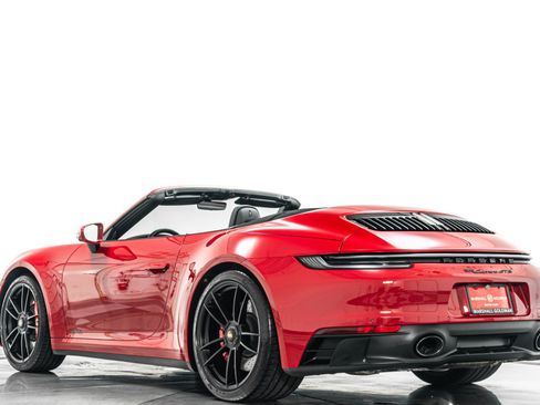 Used 2022 Porsche 911 Cabriolet image 36
