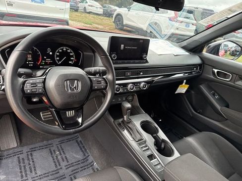 Used 2025 Honda Civic Sport image 15