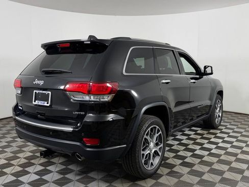 Used 2022 Jeep Grand Cherokee Limited AWD/4WD image 9