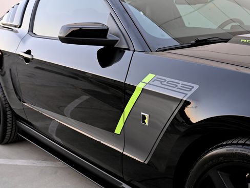 Used 2012 Ford Mustang GT Premium w/ HID Headlamps & Security Pkg image 33