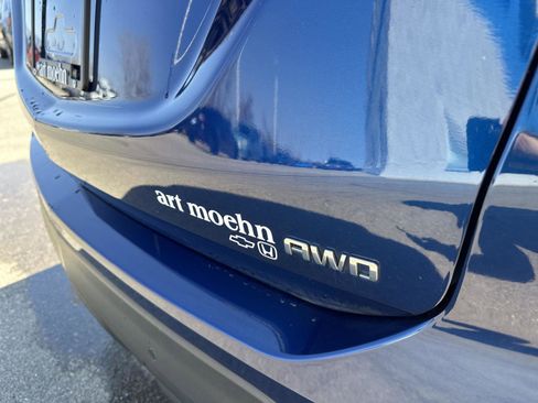 Used 2022 Chevrolet Equinox LS image 6