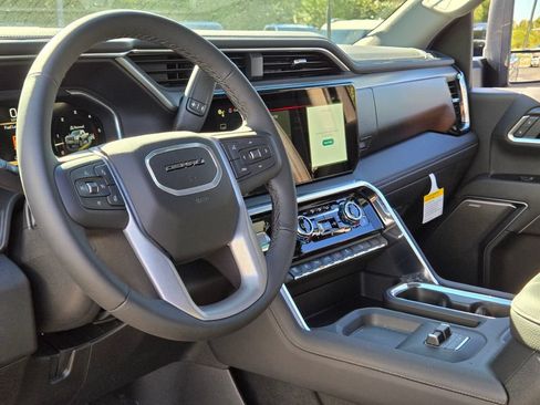 New 2026 GMC Sierra 2500 Denali w/ Technology Package AWD/4WD image 14