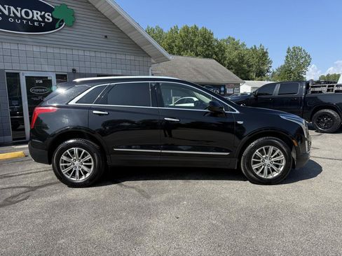Used 2017 Cadillac XT5 Luxury w/ Driver Awareness Package FWD image 2