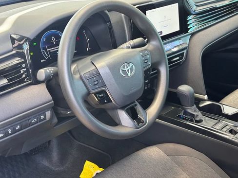 Used 2026 Toyota Camry LE FWD image 7