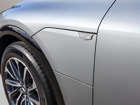 Used 2024 Cadillac Lyriq Sport image 38