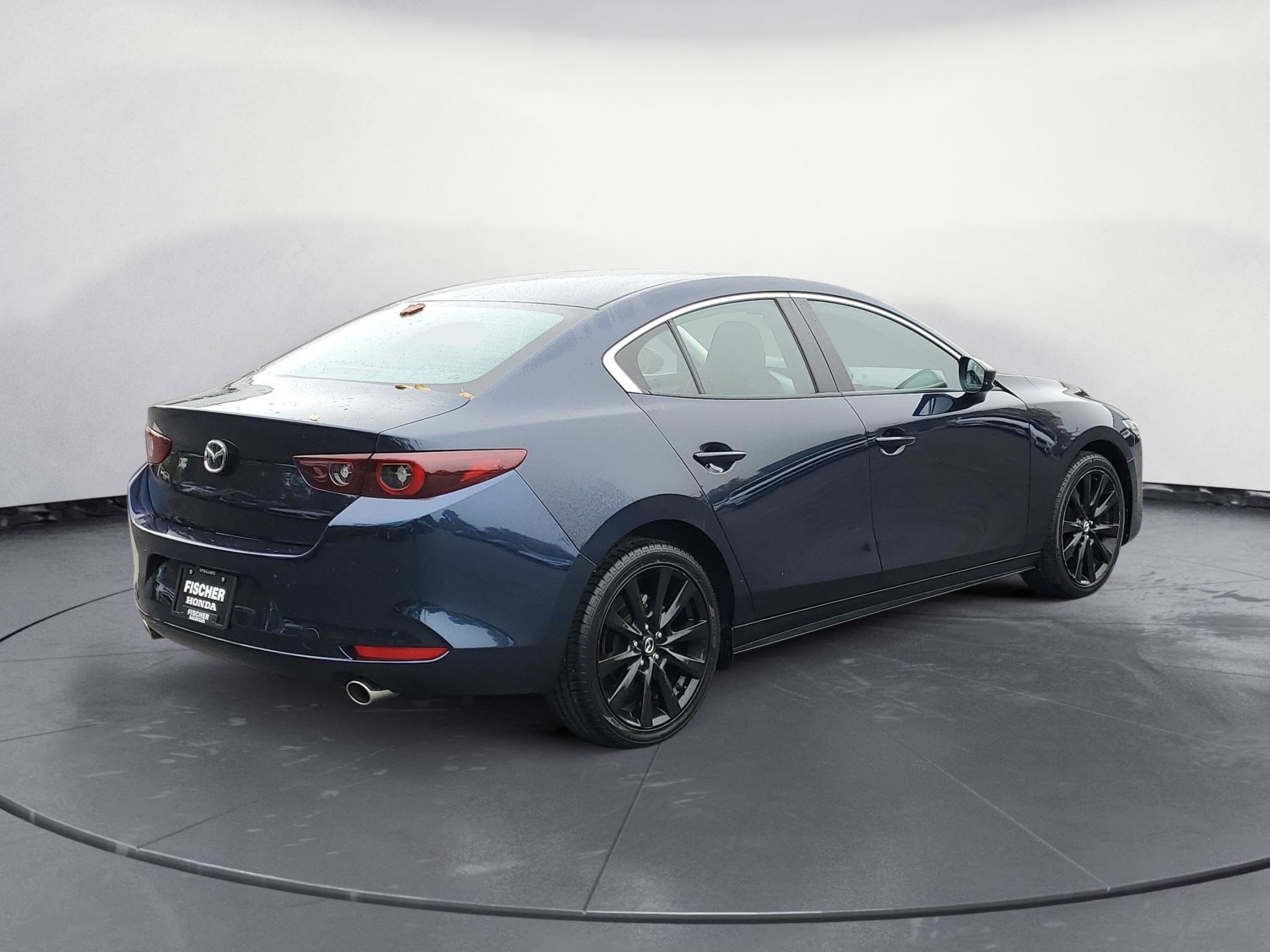 Used 2024 MAZDA MAZDA3 s FWD image 3