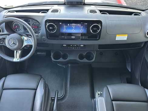 New 2026 Mercedes-Benz Sprinter 2500 image 13