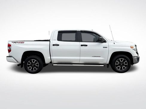 Used 2016 Toyota Tundra SR5 w/ TRD Off Road Package AWD/4WD image 7