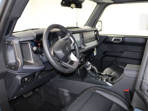 New 2025 Ford Bronco Badlands image 21