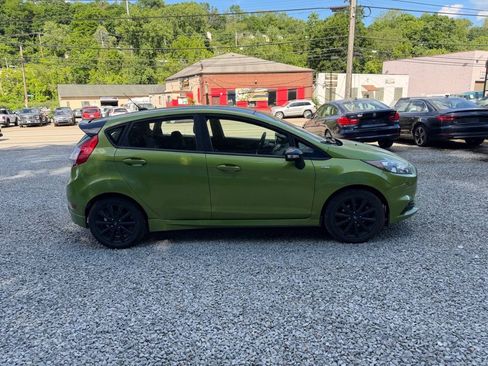 Used 2019 Ford Fiesta ST-Line w/ ST Line Cold Weather Package FWD image 6