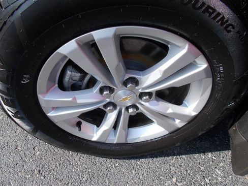 Used 2015 Chevrolet Equinox LT w/ Driver Convenience Package FWD image 17