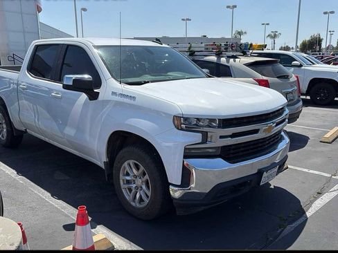 Used 2020 Chevrolet Silverado 1500 LT w/ All-Star Edition image 2