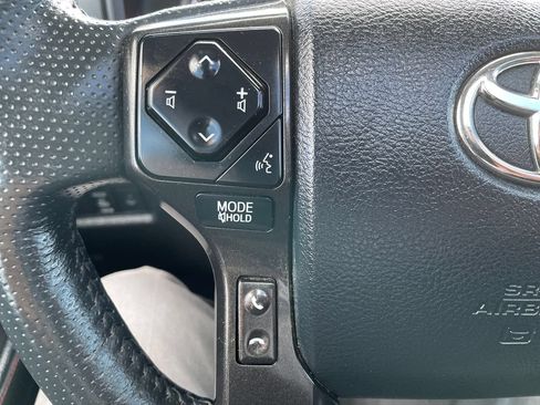 Certified 2023 Toyota 4Runner TRD Off-Road Premium w/ Moonroof Package AWD/4WD image 27