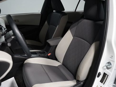 Certified 2025 Toyota Corolla LE image 24