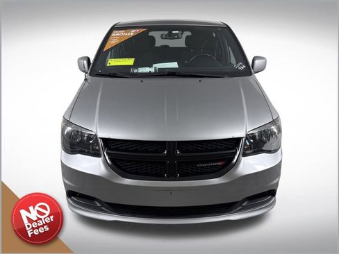 Used 2015 Dodge Grand Caravan SE image 9