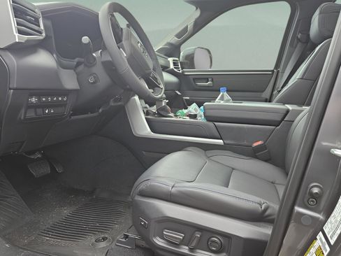 New 2025 Toyota Tundra Platinum AWD/4WD image 6