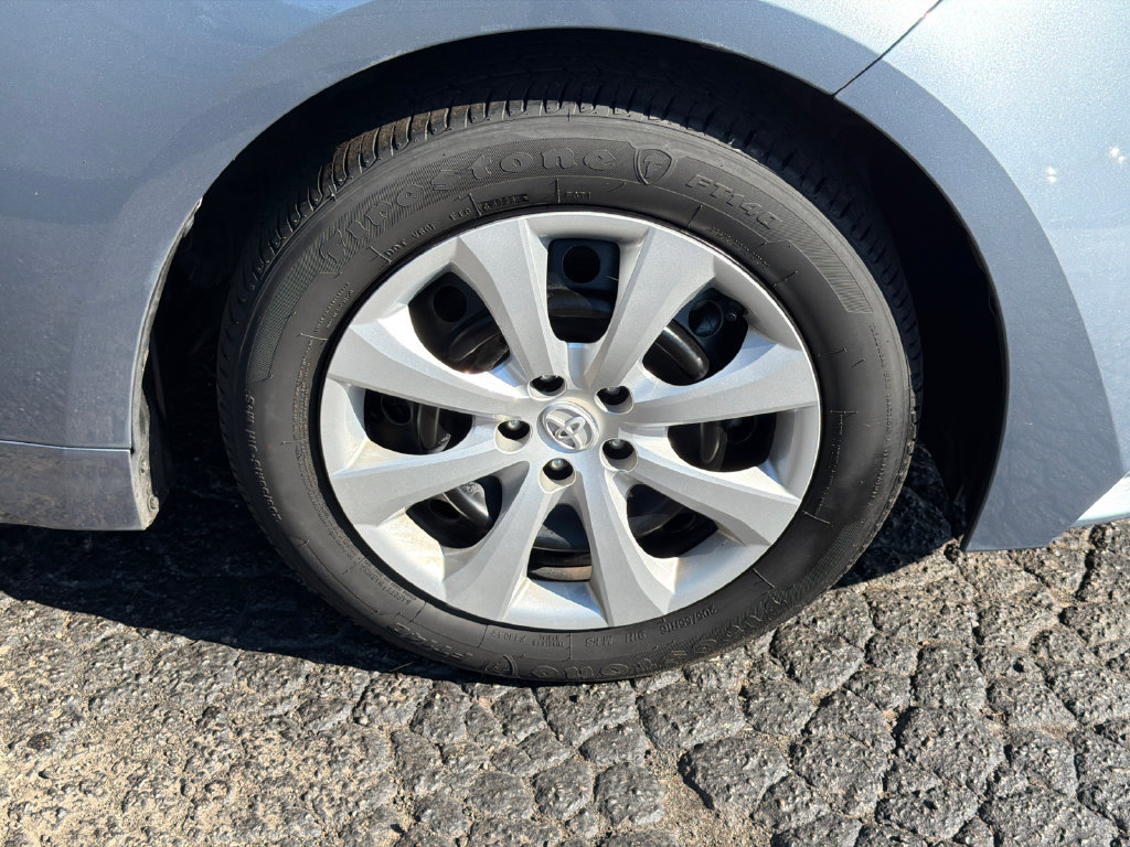 Used 2024 Toyota Corolla LE FWD image 14