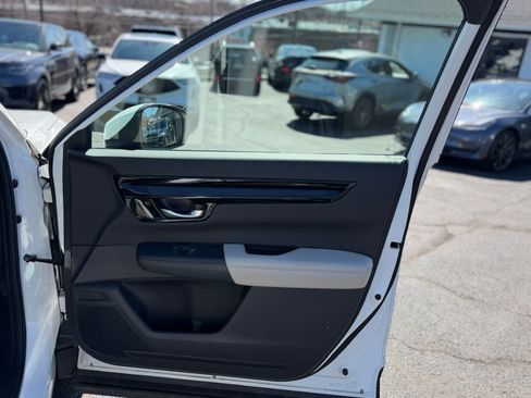 Used 2023 Honda CR-V EX-L image 29