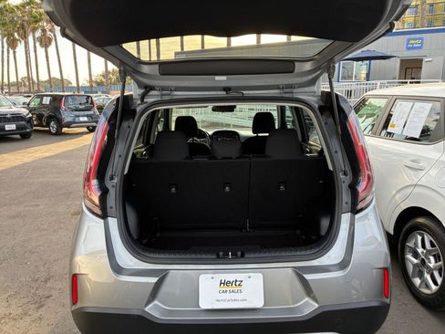 Used 2025 Kia Soul LX w/ LX Technology Package image 29