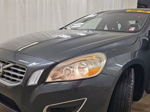 Used 2012 Volvo S60 T5 image 34