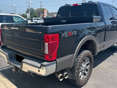 Used 2022 Ford F250 Lariat w/ Lariat Value Package AWD/4WD image 5