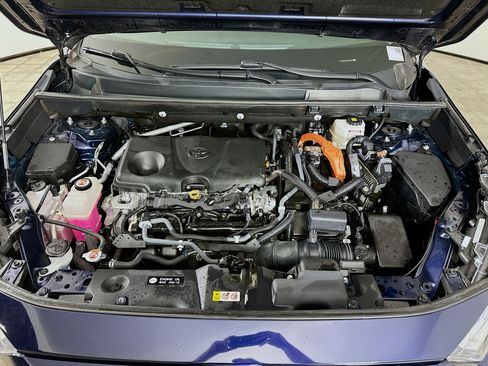 Used 2022 Toyota RAV4 XLE Premium image 33
