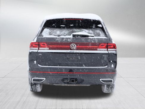 Used 2024 Volkswagen Atlas SE image 6