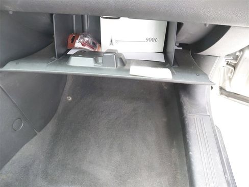 Used 2006 Pontiac G6 Sedan w/ Premium Value Package image 16