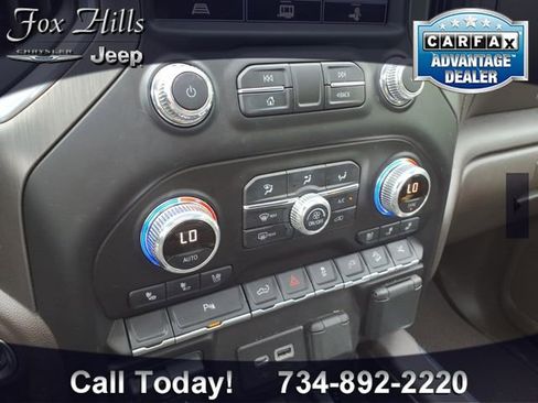 Used 2021 GMC Sierra 1500 Denali w/ Denali Premium Package AWD/4WD image 22