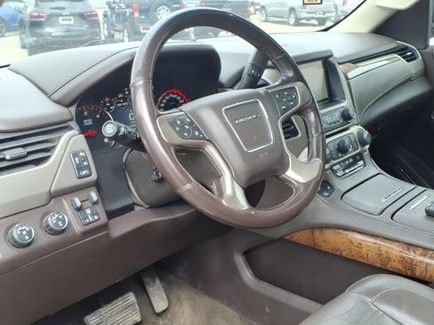 Used 2016 GMC Yukon Denali w/ Open Road Package image 8
