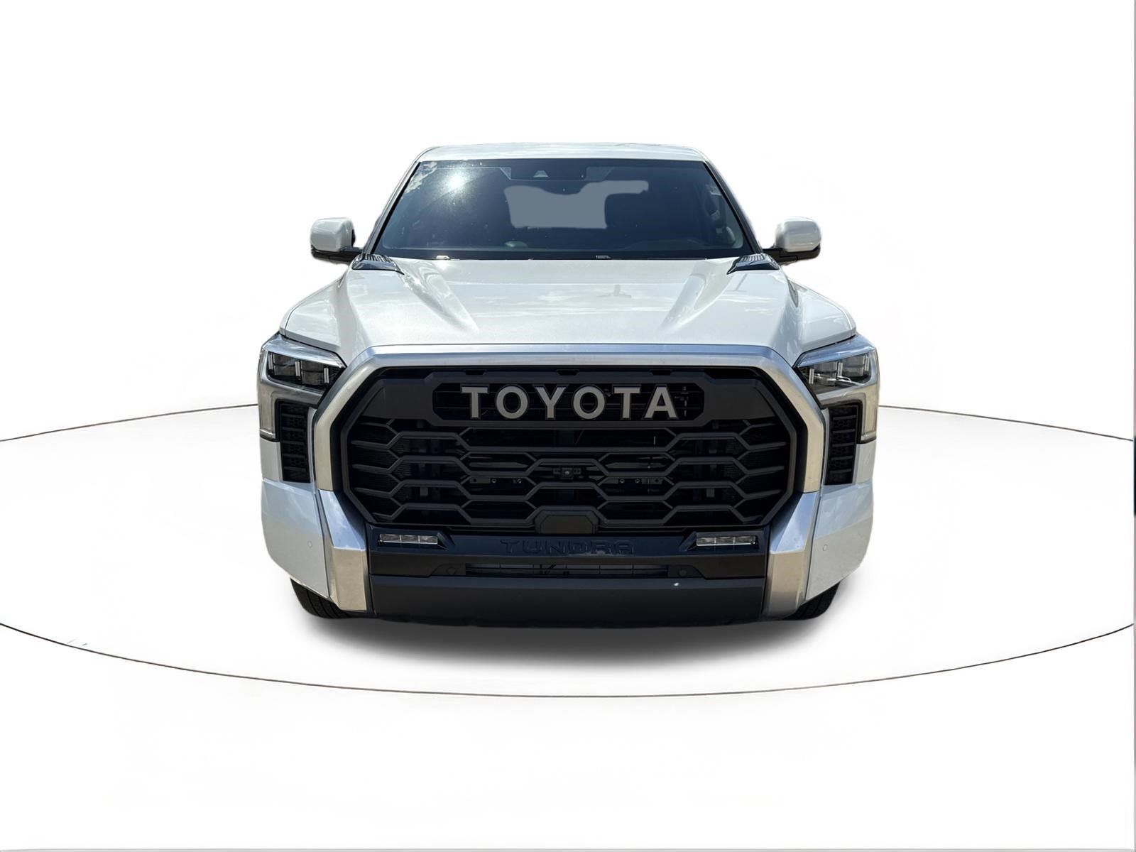 Used 2024 Toyota Tundra Limited AWD/4WD image 8