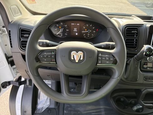 Used 2025 RAM ProMaster 2500 image 22