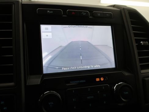 Used 2022 Ford F250 XL w/ STX Appearance Package image 19