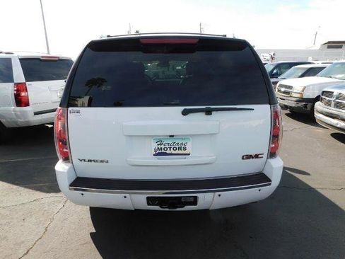 Used 2008 GMC Yukon Denali image 6