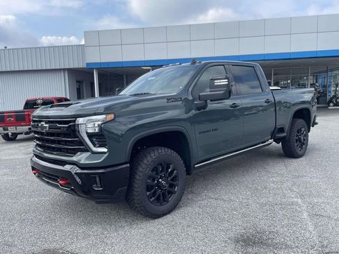 New 2026 Chevrolet Silverado 2500 LTZ w/ LTZ Plus Package AWD/4WD image 7